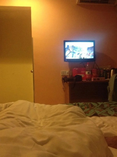 Qingdao 678 Hotel