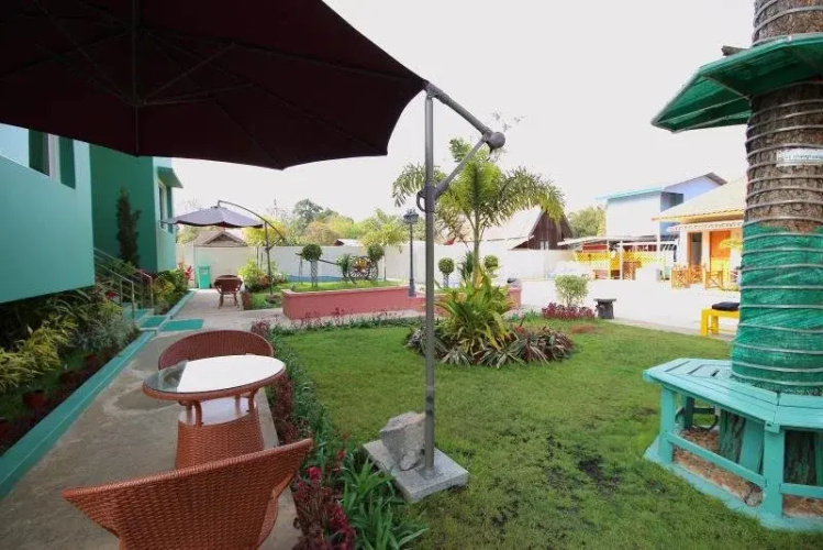 Royal Green Hotel
