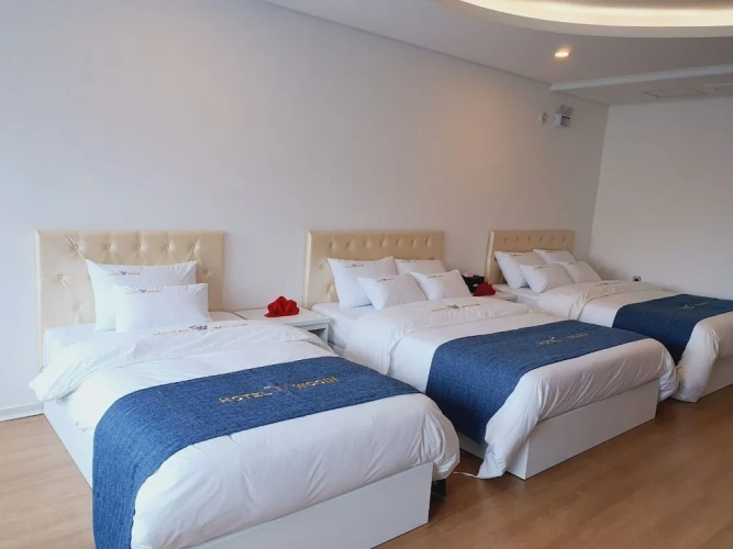 Deluxe Triple room