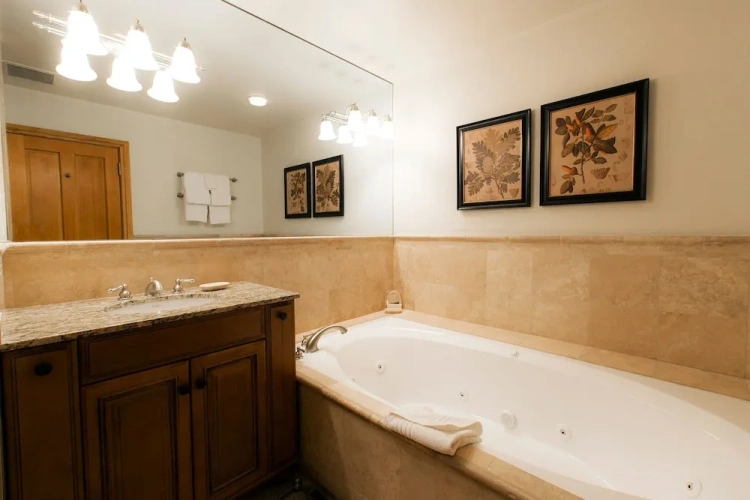 2 Bedrooms Suite