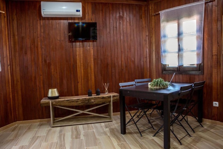 Deluxe Bungalow