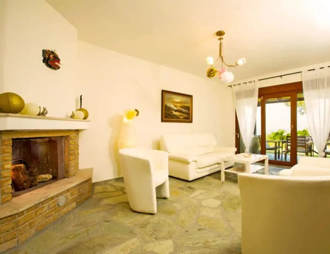 3 Bedrooms Villa