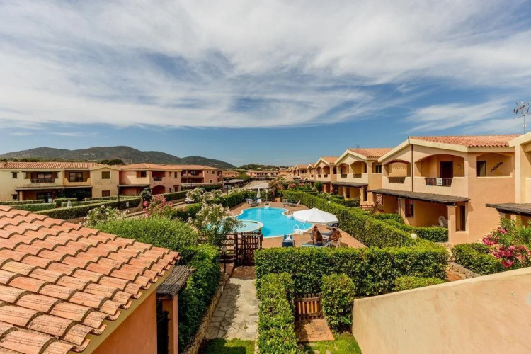 Murta Maria Apartments