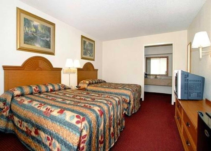 Standard Quadruple room