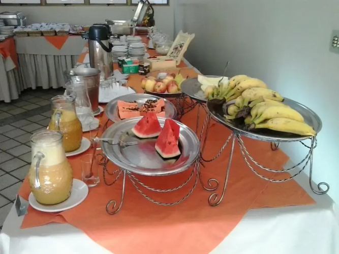 Oft Plaza Oeste Hotel