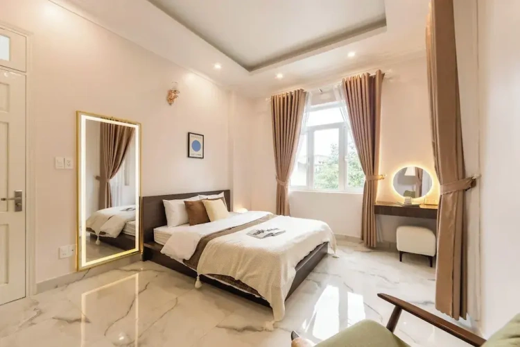 Deluxe Double room with courtyard view