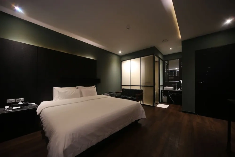 Premium Studio