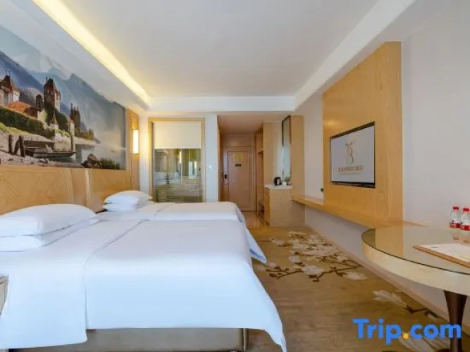 Deluxe Double room with view