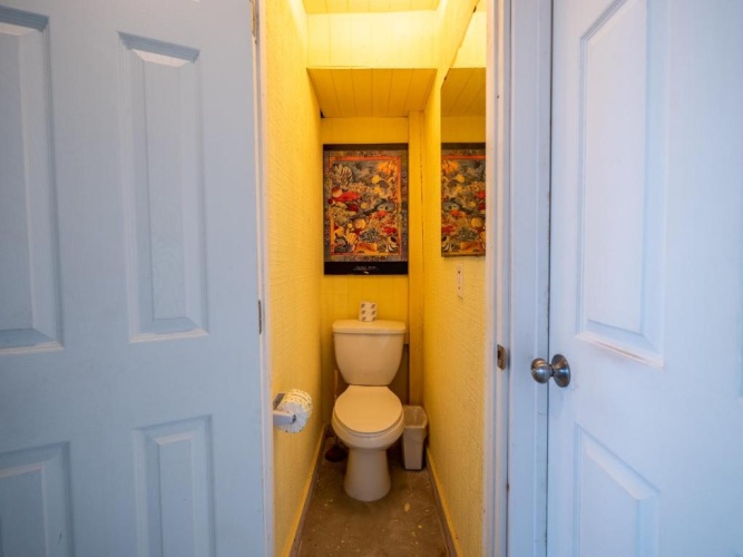 4 Bedrooms Cottage