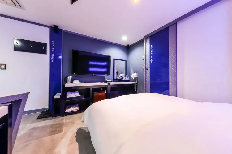 Major Hotel