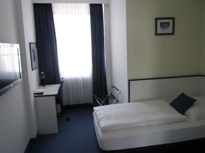 Standard Single room with balcony