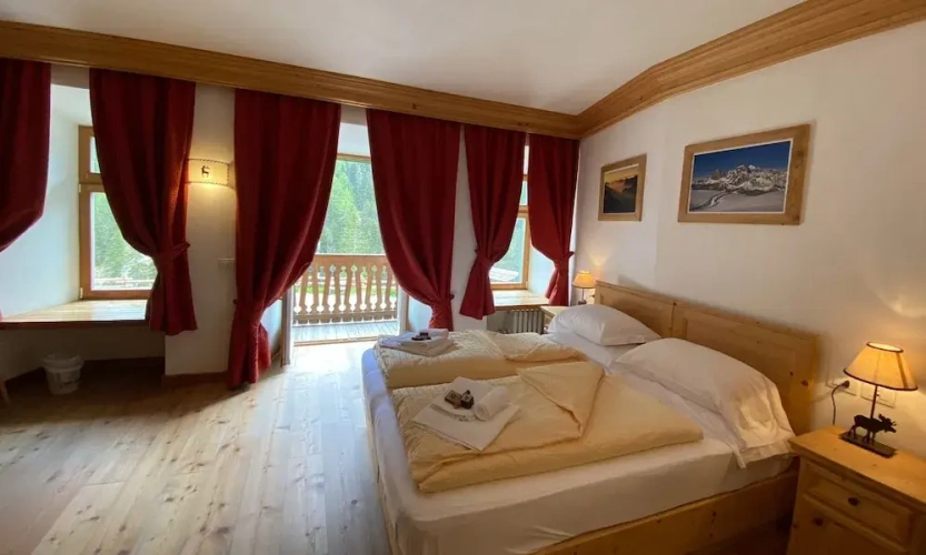 Deluxe Double room with mountain view