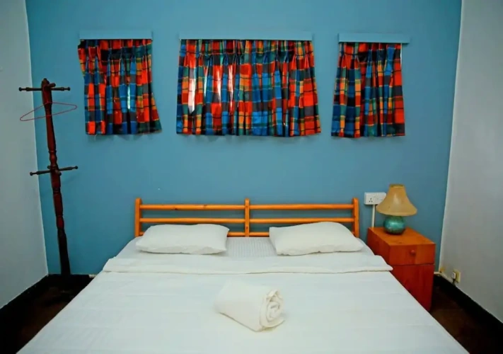 2 Bedrooms Cottage