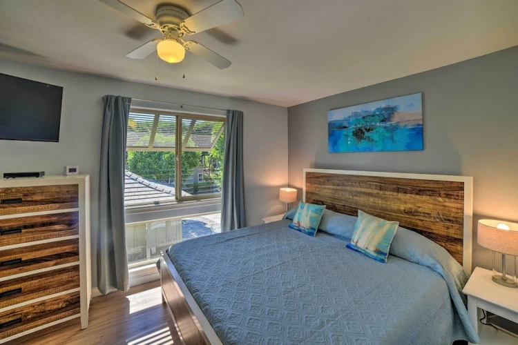 3 Bedrooms Apartment