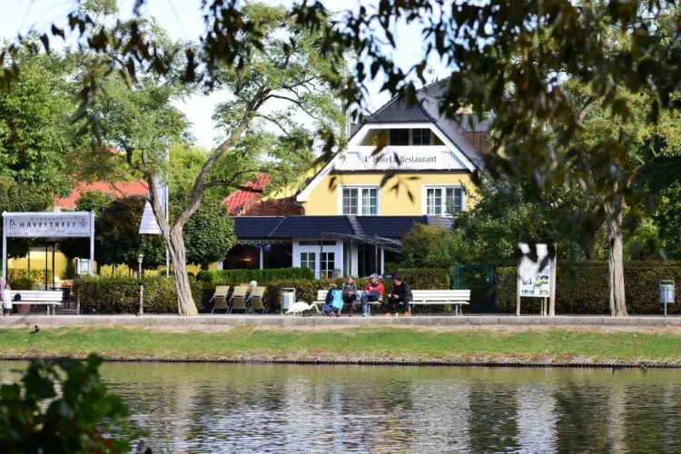 Suite with river view