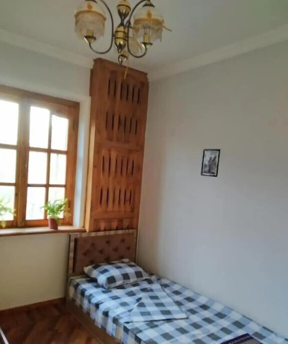 Park Bobur Apt 5x