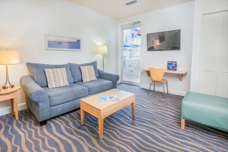 Seaside Amelia Inn