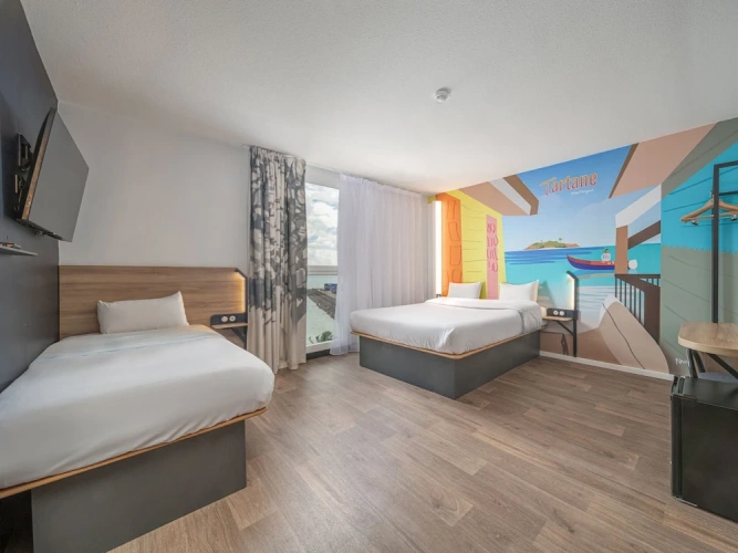 Standard Quadruple room with ocean view