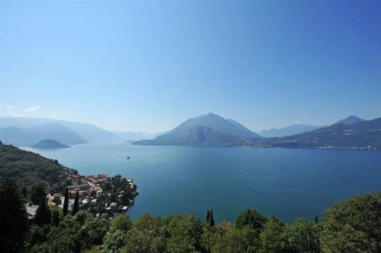 Residence Vista D'Oro 2