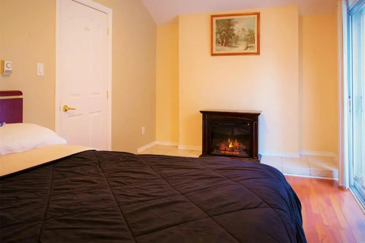 1 Bedroom Suite