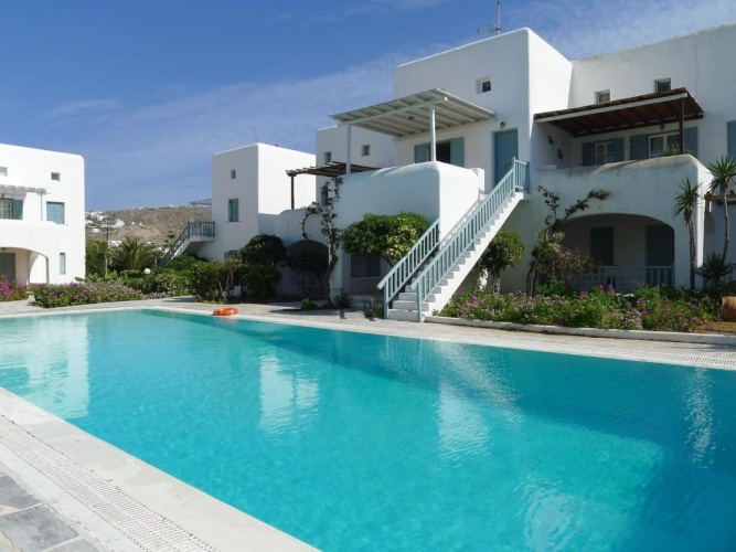 2 Bedrooms Apartment