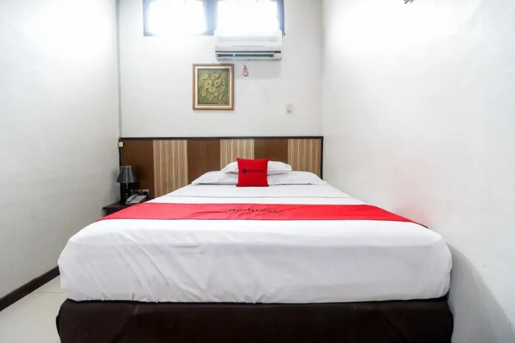 RedDoorz Plus @ Banjarmasin Tengah