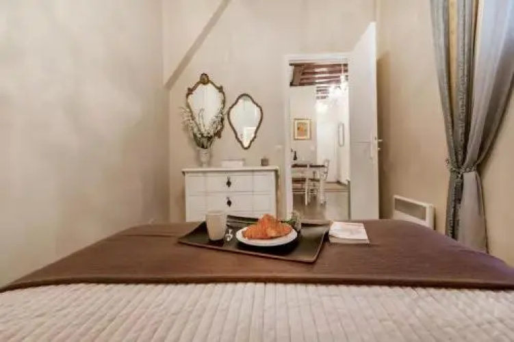 Apartment Gravilliers