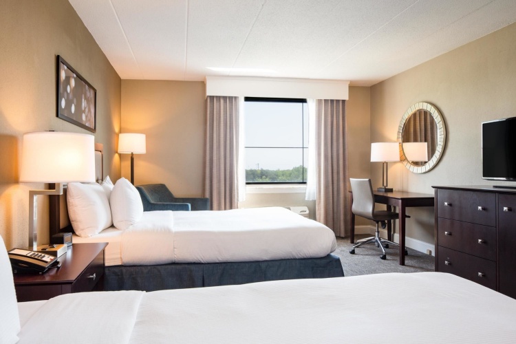 DoubleTree by Hilton Laurel photo 7