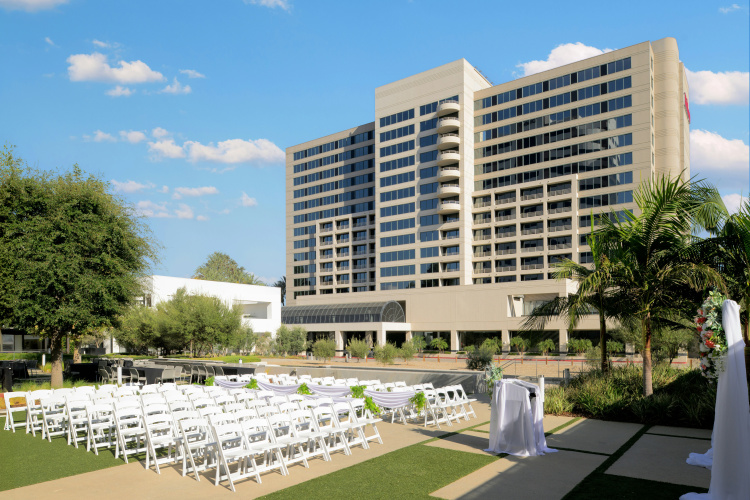 Hilton Woodland Hills/Los Angeles photo 28
