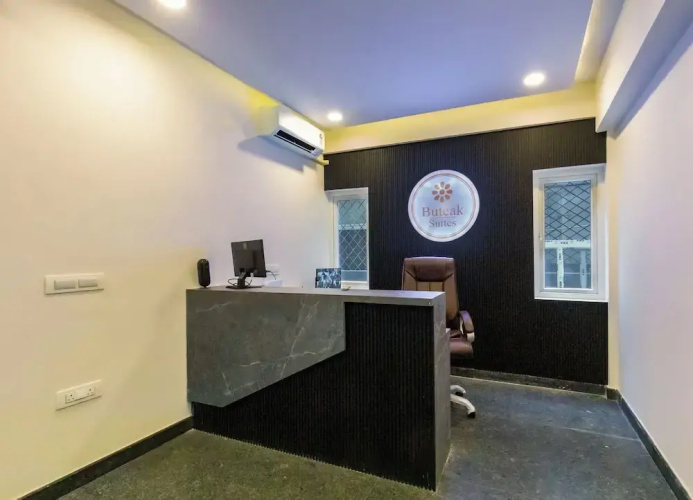 Buteak Suites