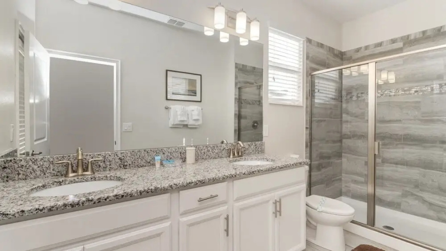 4797 Kings Castle Circle