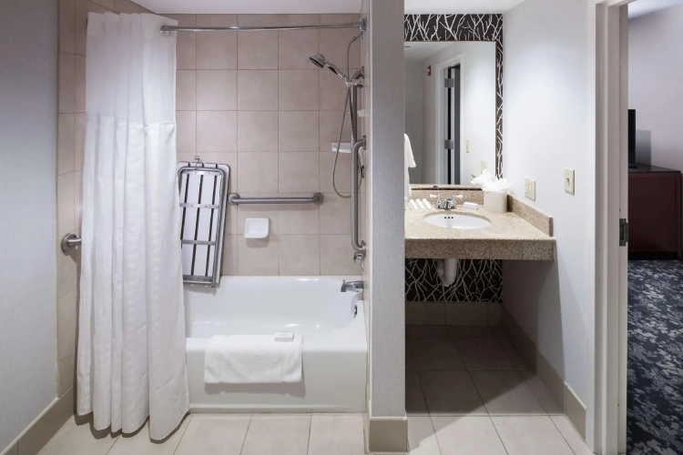 Premium Quadruple Suite