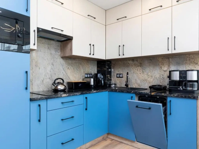 1 Bedroom Apartment with sea view