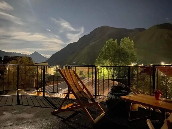 Standard Double room with mountain view