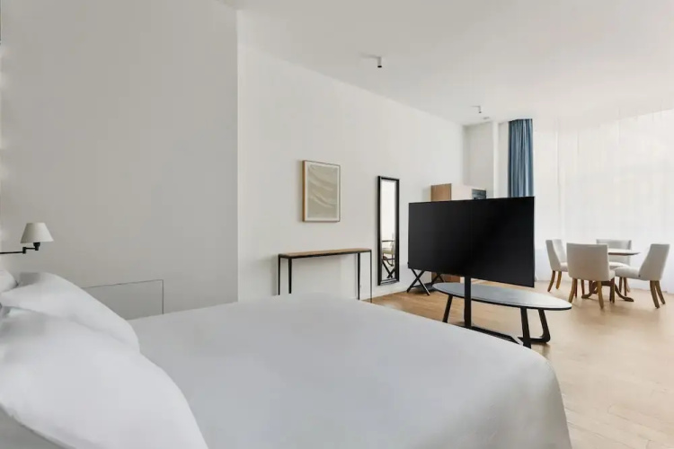 Whitlock16 - Luxe Aparthotel Montgomery Square Brussels