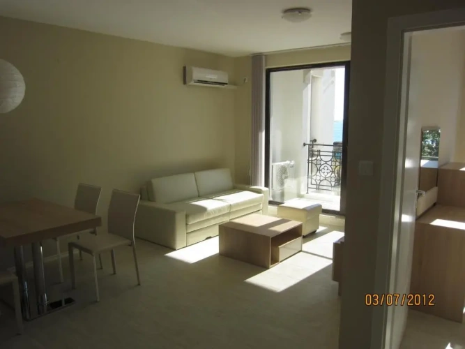 1 Bedroom Apartment with balcony