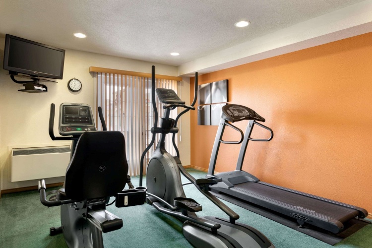 Travelodge Suites by Wyndham New Glasgow photo 12