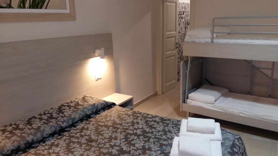 Standard Quadruple room
