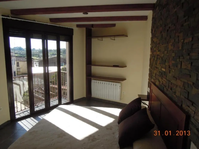 3 Bedrooms Cottage