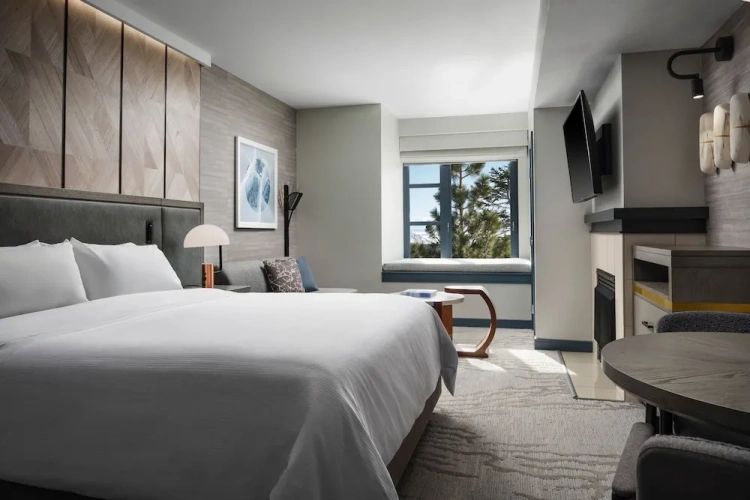 Double Suite with mountain view