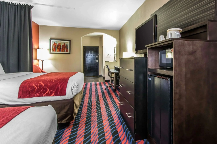 Quadruple Suite