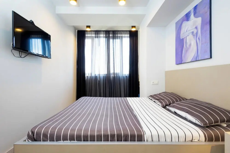 Apartment by Luxe Group SN400