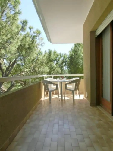 2 Bedrooms Apartment with balcony