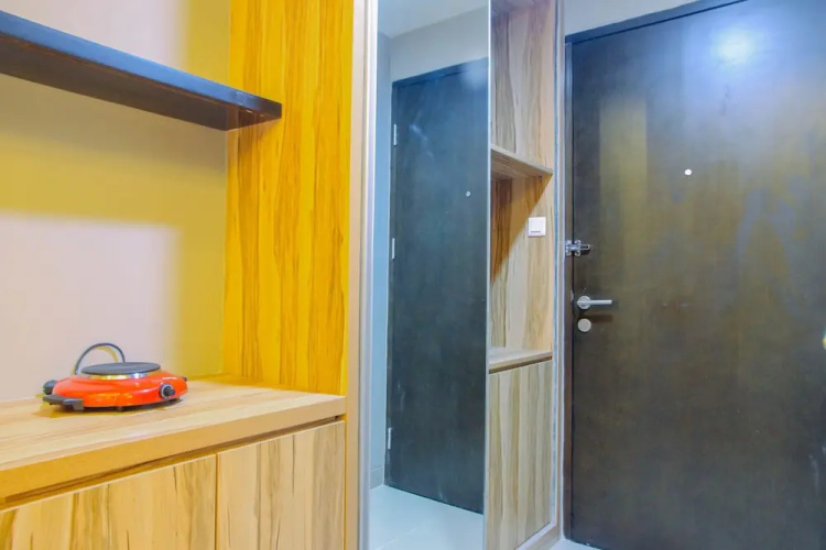 Comfortable Studio (No Kitchen) Apartment at Mustika Golf Residence