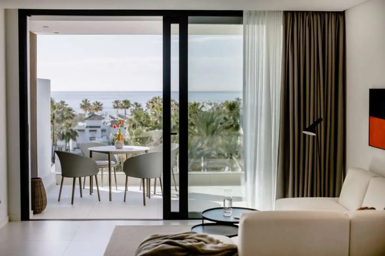 THE FLAG Hotel Marbella Estepona - Adults Recommended