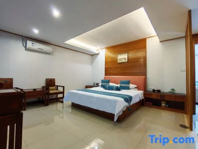 1 Bedroom Suite