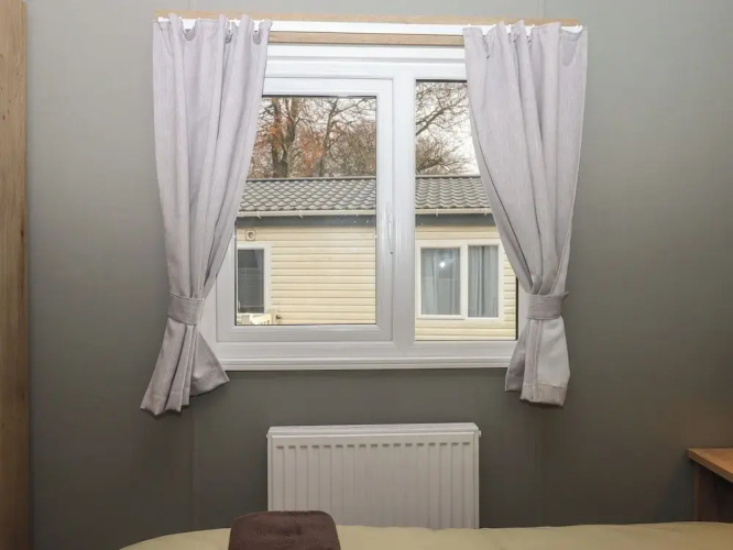 5 Manor Park
