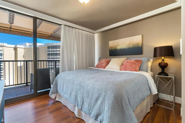 Oceanview Penthouse Suite