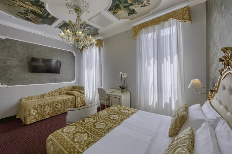 Hotel Pausania