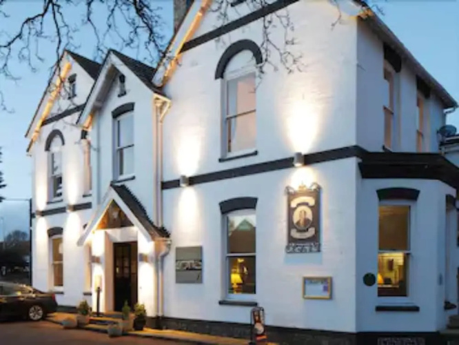 The Thomas Paine Hotel